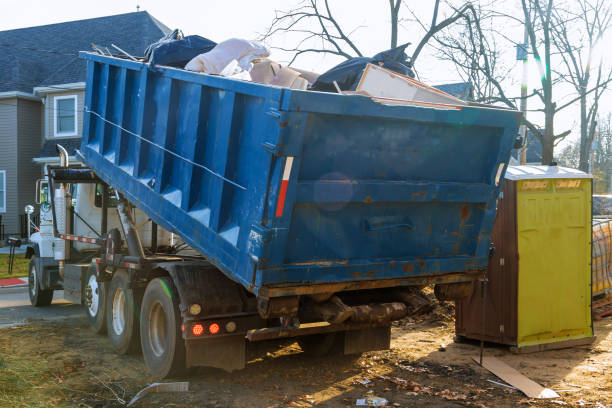 Best Yard Waste Removal  in Laingsburg, MI